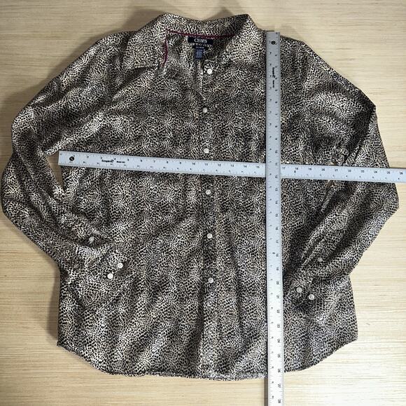Chaps No Iron Leopard Print Button Down Shirt XL Long Sleeve Animal Print Top - Picture 7 of 9